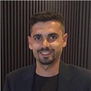 Profesional del Deporte, con experiencias internacionales en las que he necesitado del idioma para vivir y trabajar